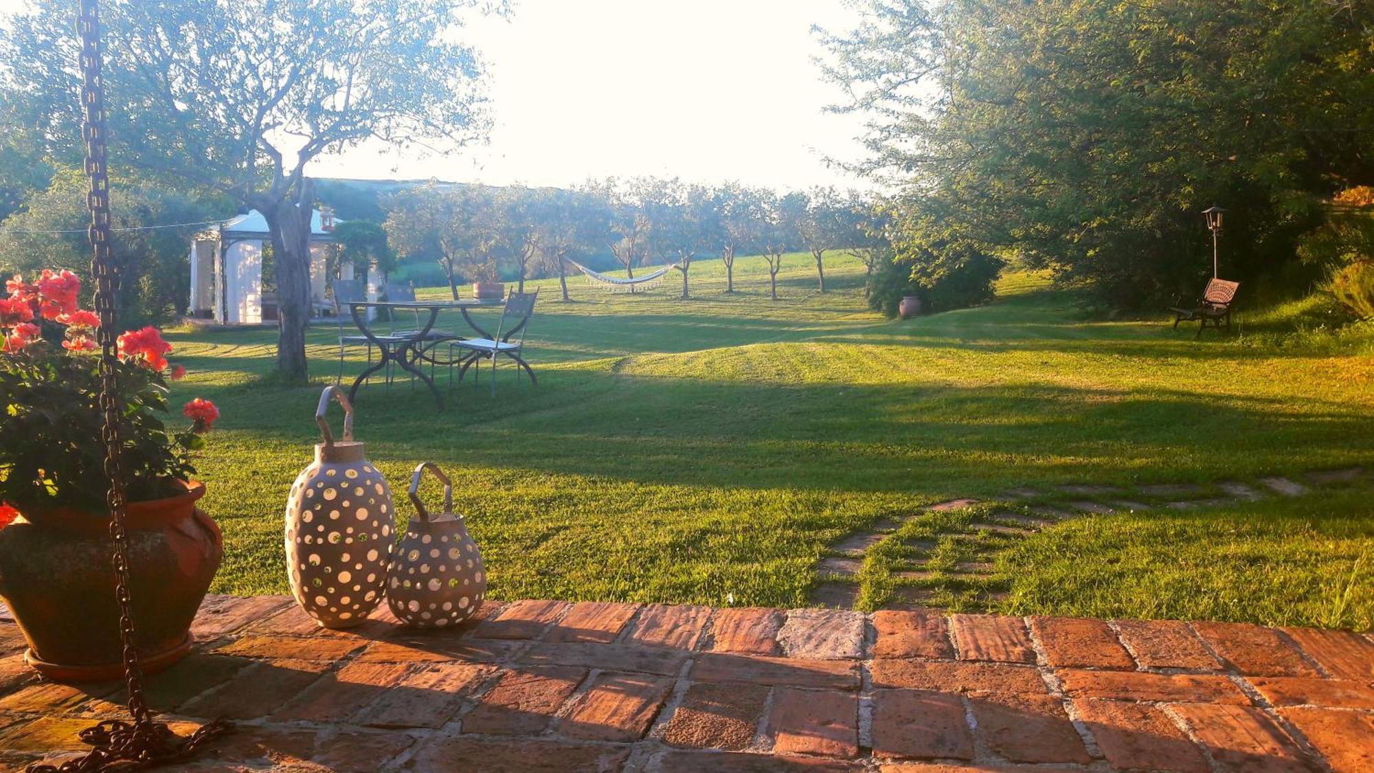 Bed and Breakfast Le Bumbarelle Tavoleto Экстерьер фото